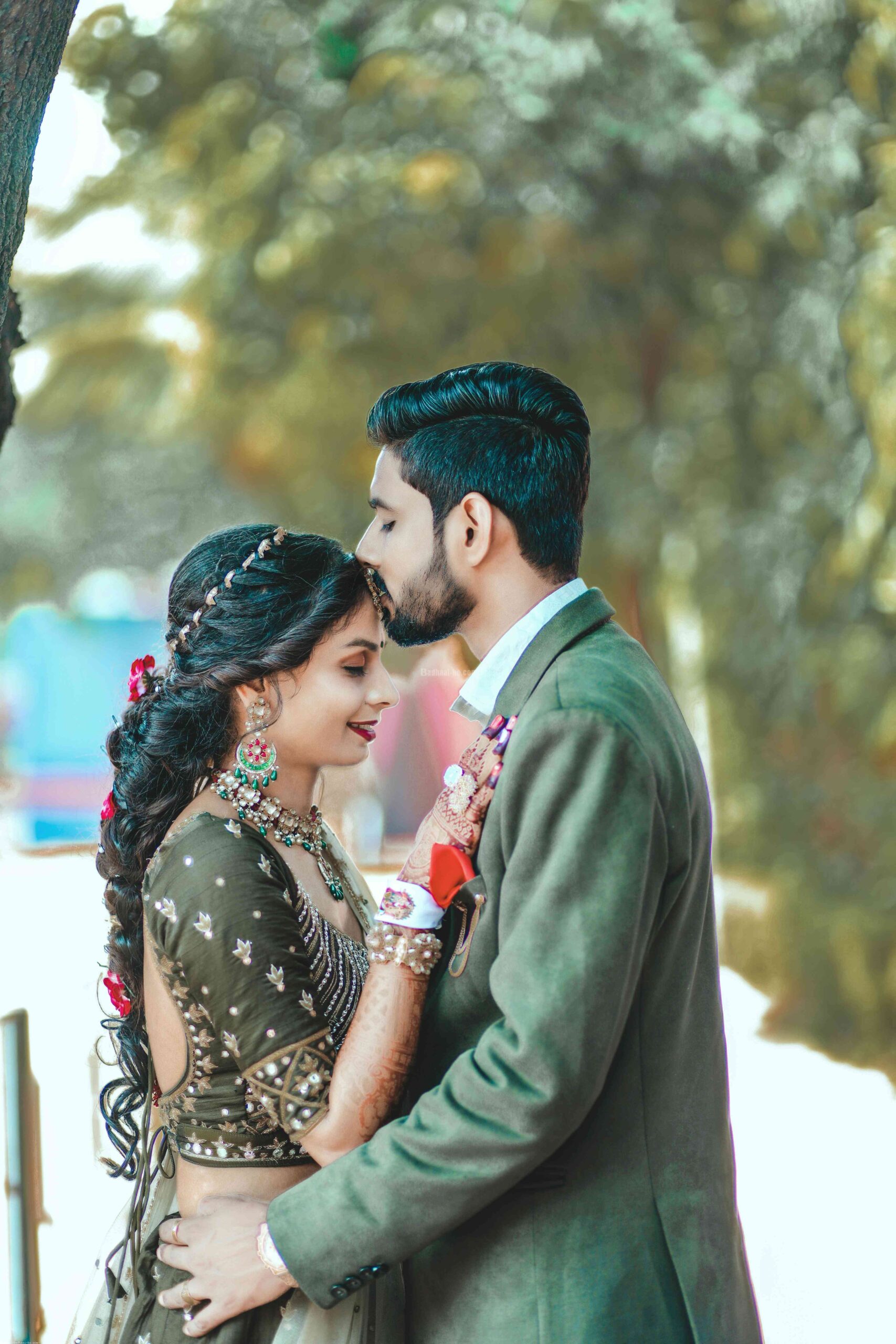 free-photo-of-portrait-of-indian-wedding-couple